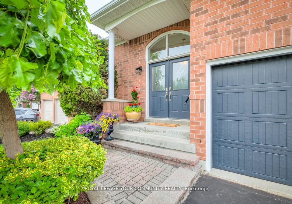503-silken-laumann-drive-newmarket-ontario-n12532670