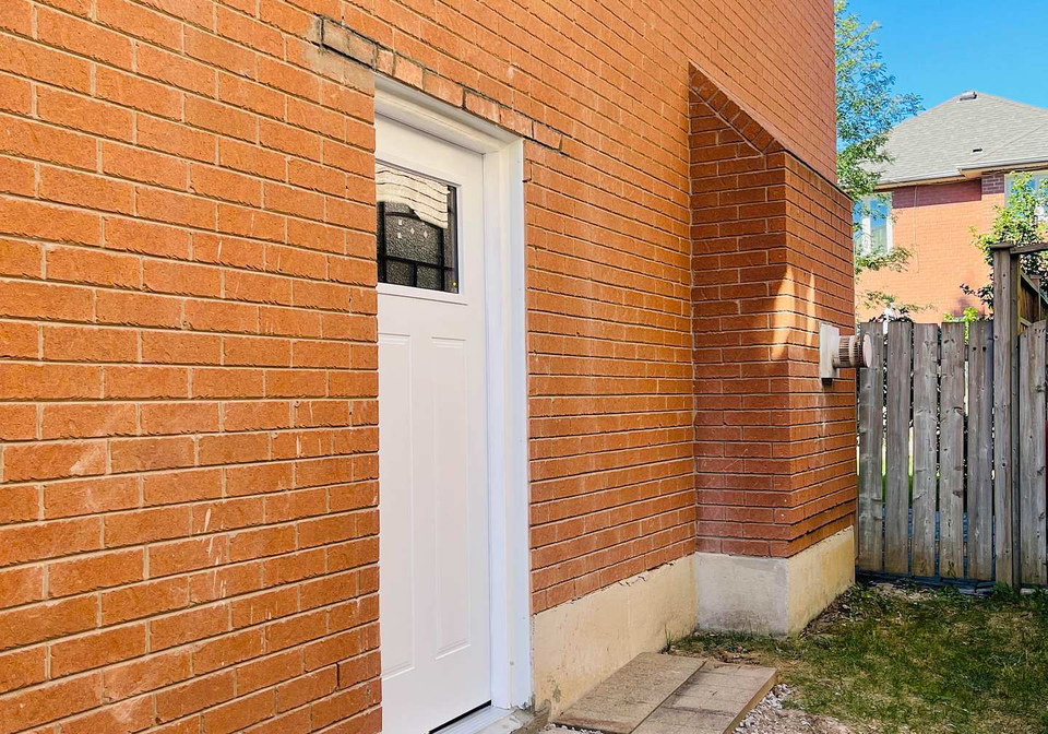 137-bothwell-crescent-newmarket-ontario-n12534120