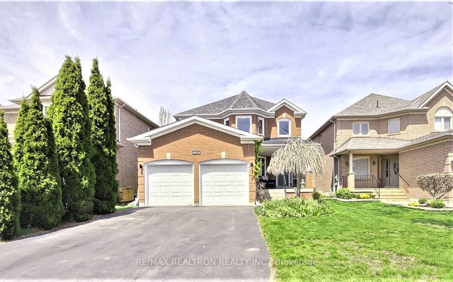 137-bothwell-crescent-newmarket-ontario-n12534248
