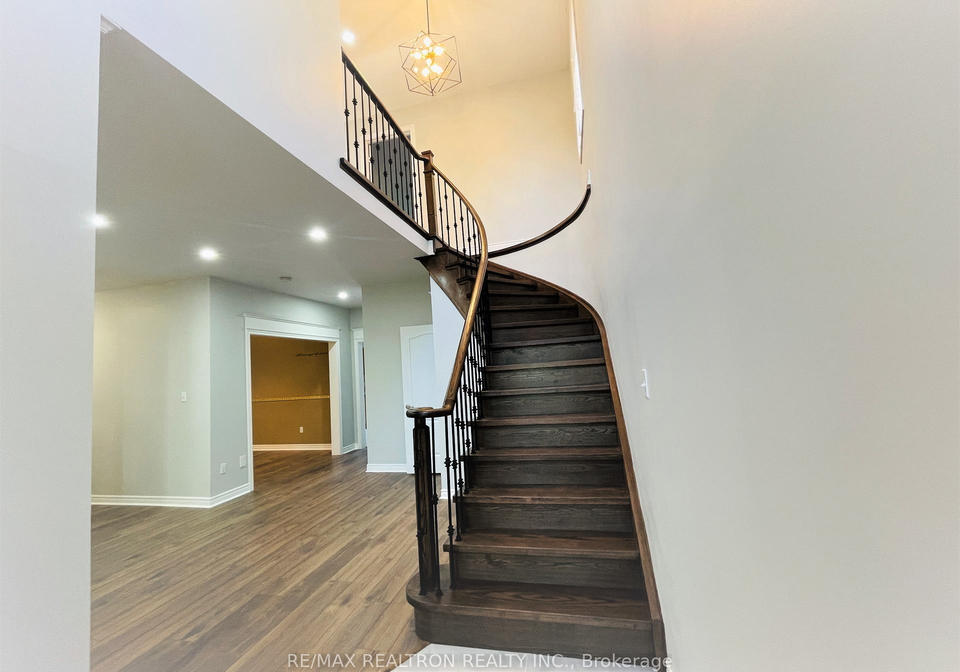 137-bothwell-crescent-newmarket-ontario-n12534248