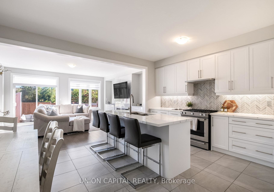 307-silk-twist-drive-east-gwillimbury-ontario-n12536480