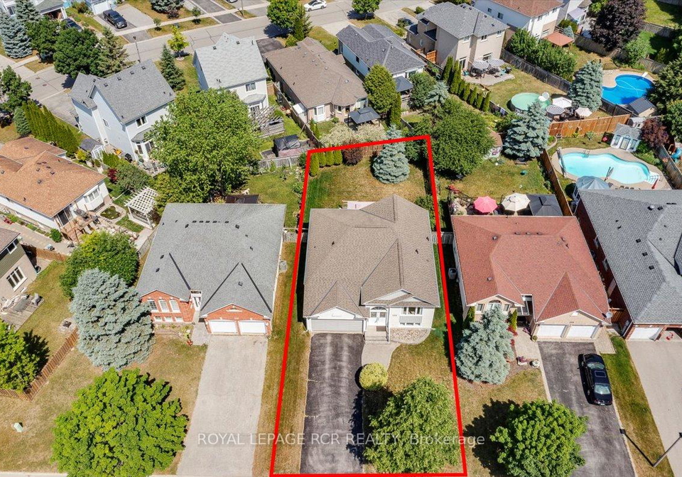 131-mainprize-crescent-east-gwillimbury-ontario-n12537144