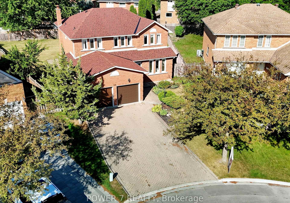 54-hewlett-crescent-markham-ontario-n12537702