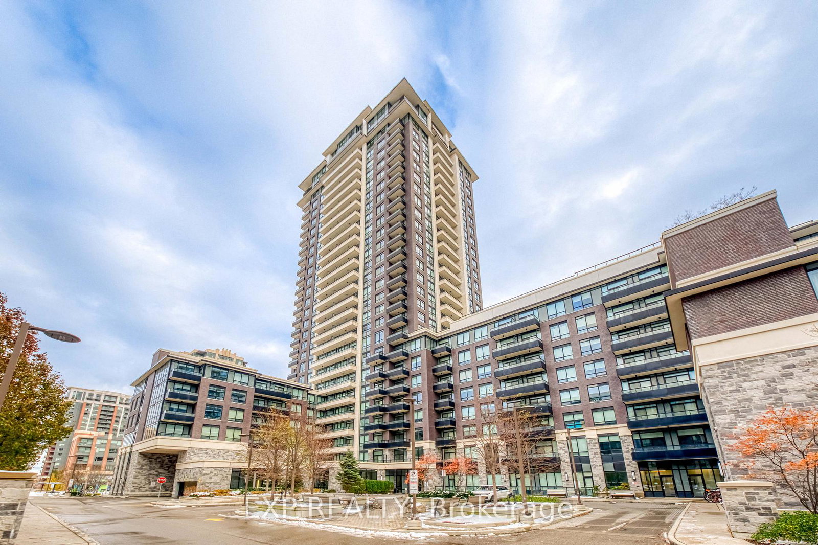 15-water-walk-drive-markham-ontario-n12537780