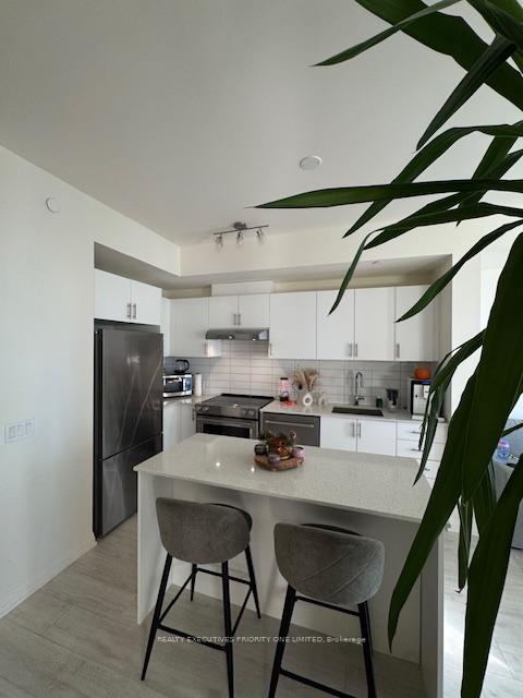 9000-jane-street-vaughan-ontario-n12537904