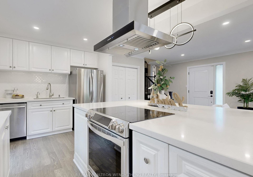 164-kenvale-court-richmond-hill-ontario-n12539792