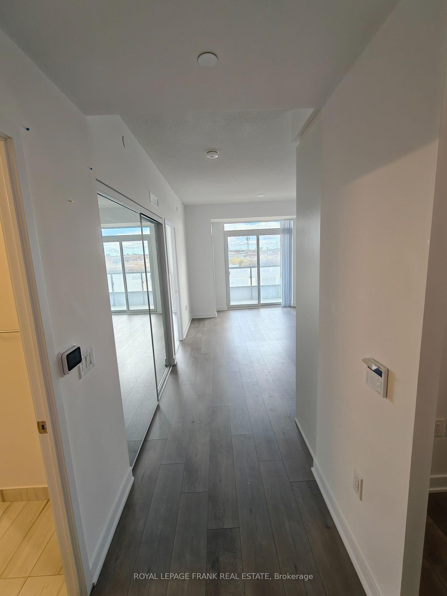 60-honeycrisp-crescent-vaughan-ontario-n12541582
