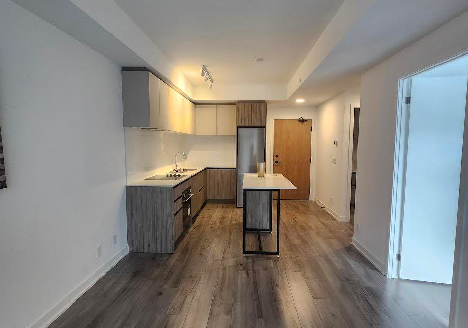 7950-bathurst-street-vaughan-ontario-n12542146