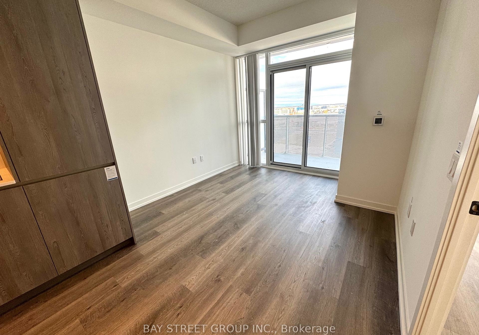 8-interchange-way-vaughan-ontario-n12542282