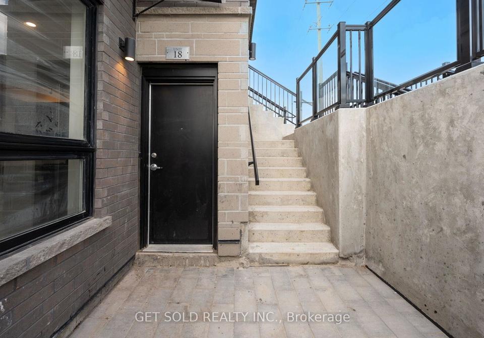 lytham-green-circle-newmarket-ontario-n12543498