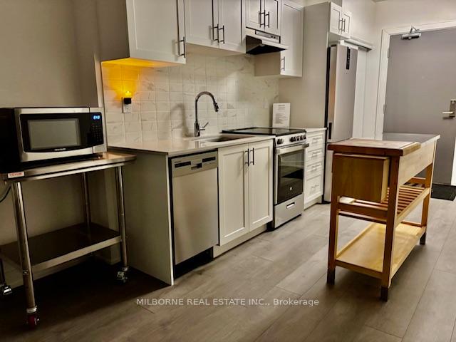 705-davis-drive-newmarket-ontario-n12543756