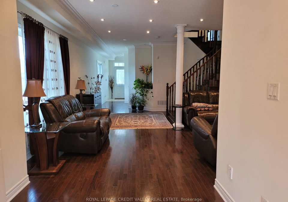 38-brahm-court-vaughan-ontario-n12544318