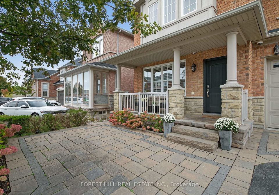 10-mendel-crescent-vaughan-ontario-n12544514