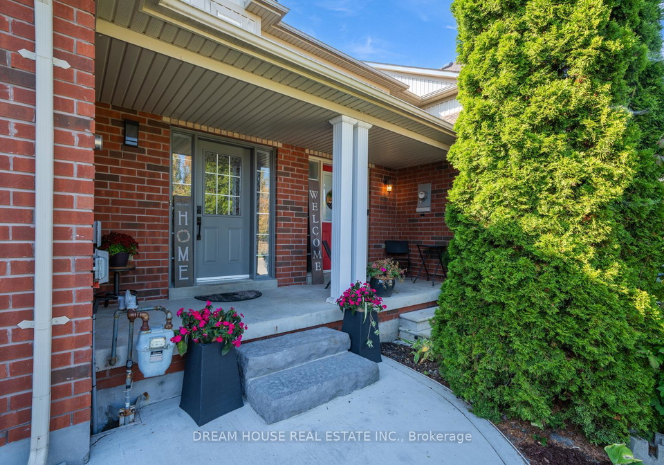 417-king-street-e-east-gwillimbury-ontario-n12545438
