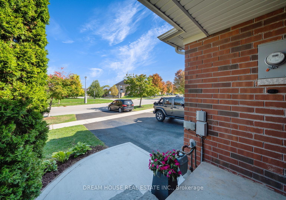 417-king-street-e-east-gwillimbury-ontario-n12545438