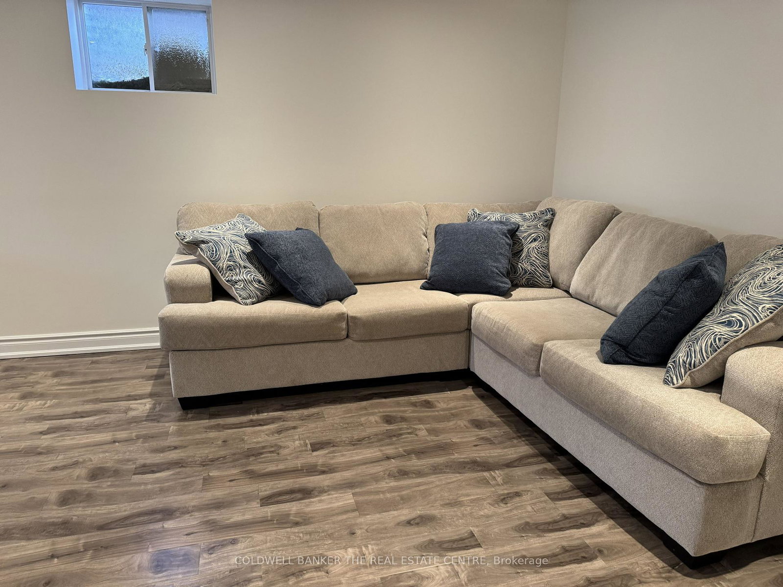 71-golf-links-drive-aurora-ontario-n12545654