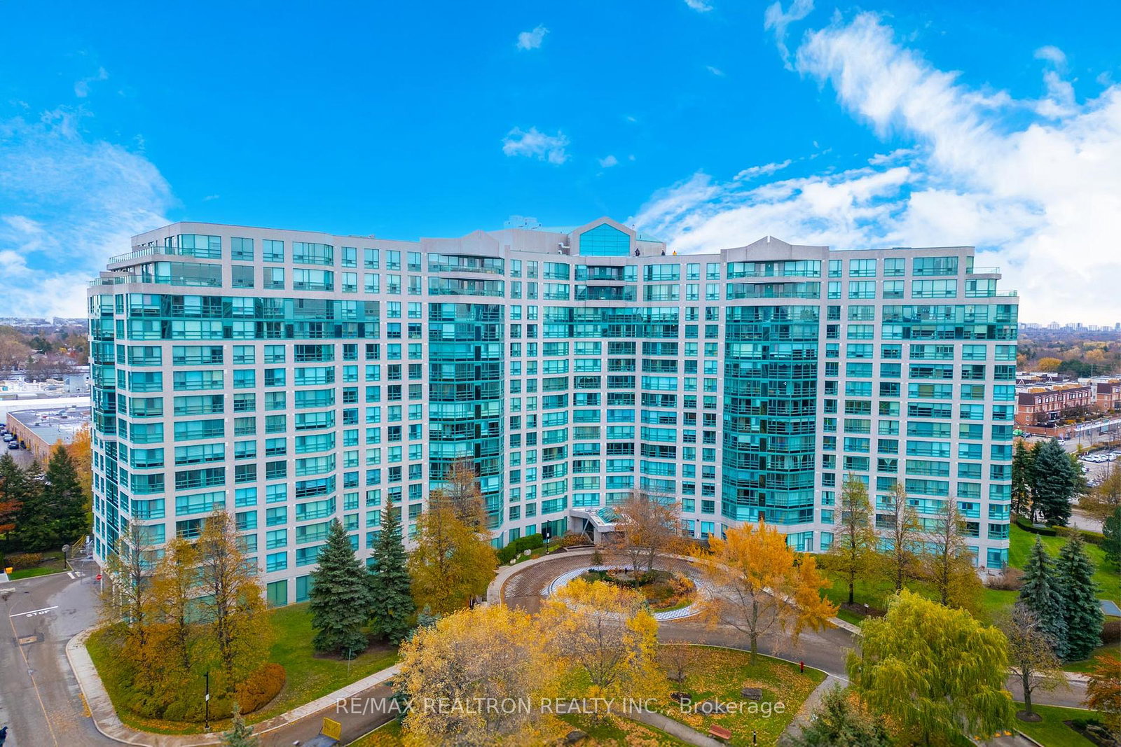 7825-bayview-avenue-markham-ontario-n12547010