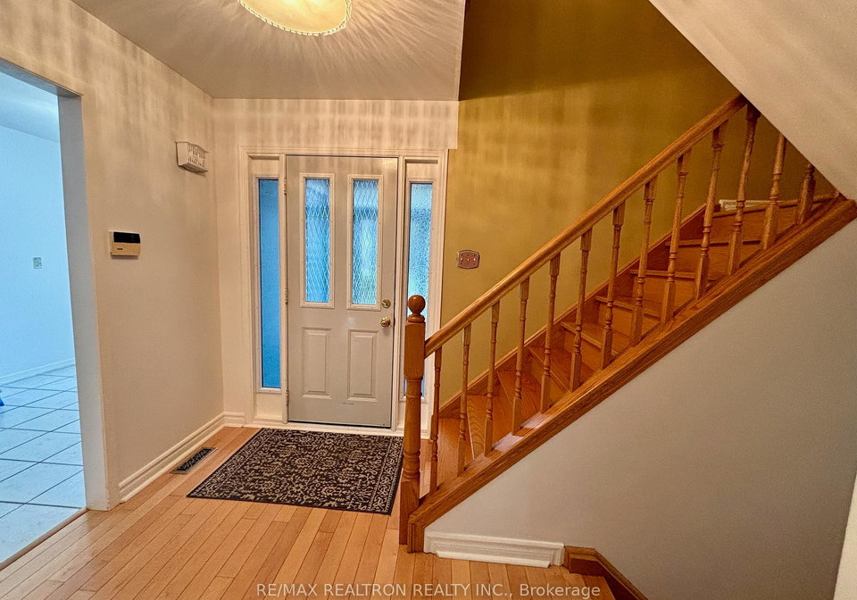 16-aberfeldy-crescent-markham-ontario-n12548128