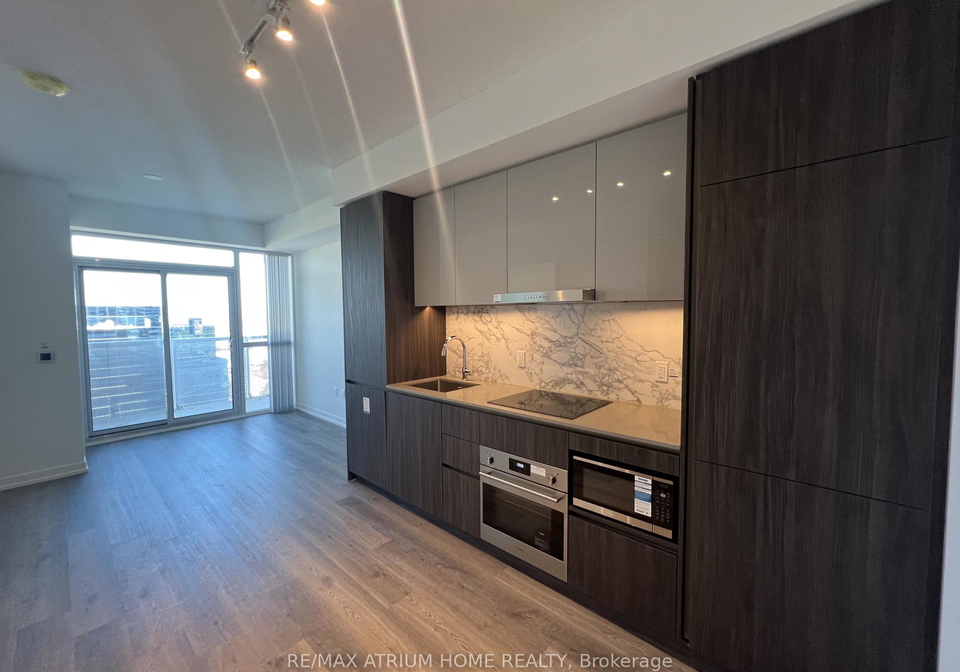 8-interchange-way-vaughan-ontario-n12548532