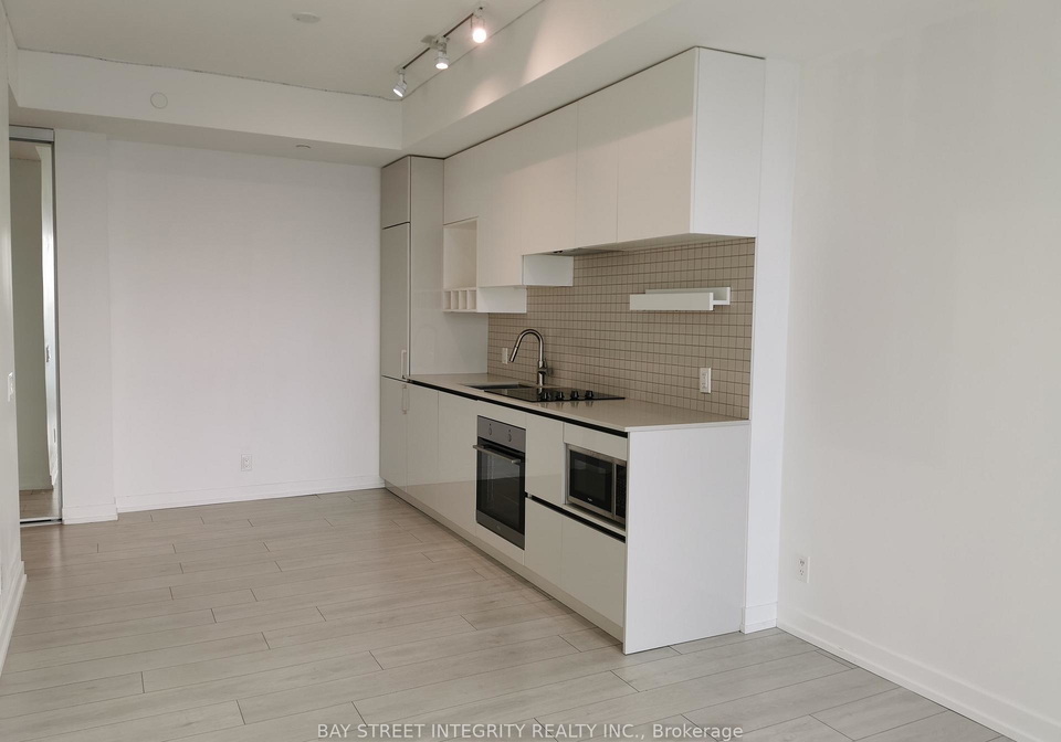 5-buttermill-avenue-vaughan-ontario-n12549546