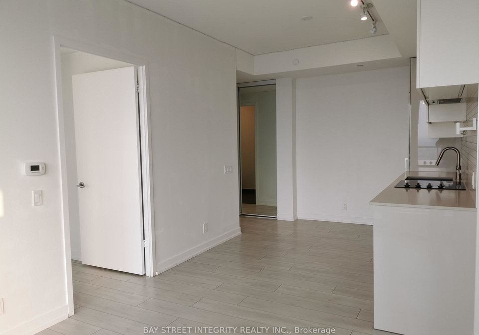 5-buttermill-avenue-vaughan-ontario-n12549546