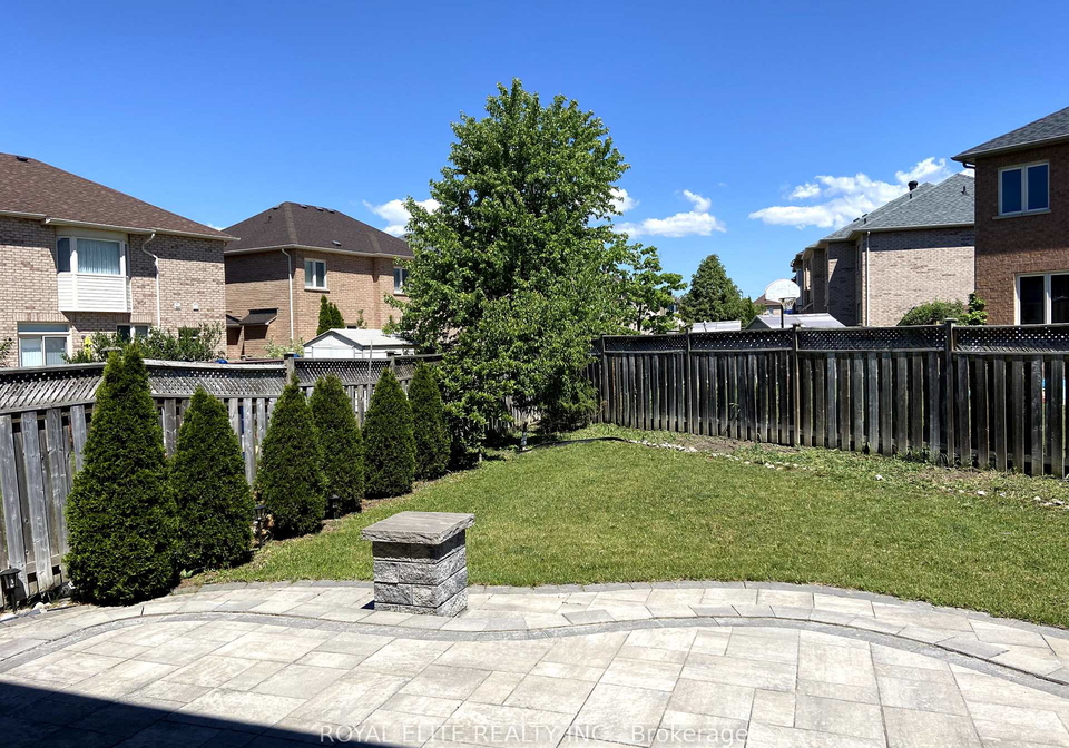 26-starhill-crescent-markham-ontario-n12549860