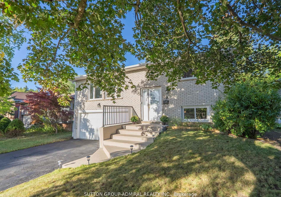 62-shieldmark-crescent-markham-ontario-n12549944