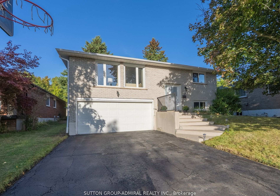 62-shieldmark-crescent-markham-ontario-n12549944