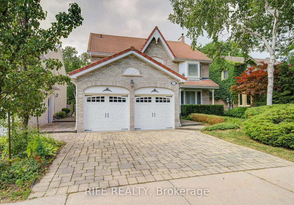 22-chambery-crescent-markham-ontario-n12550304