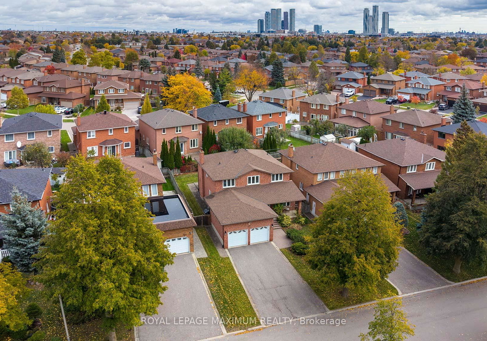 27-looking-glass-crescent-vaughan-ontario-n12550426