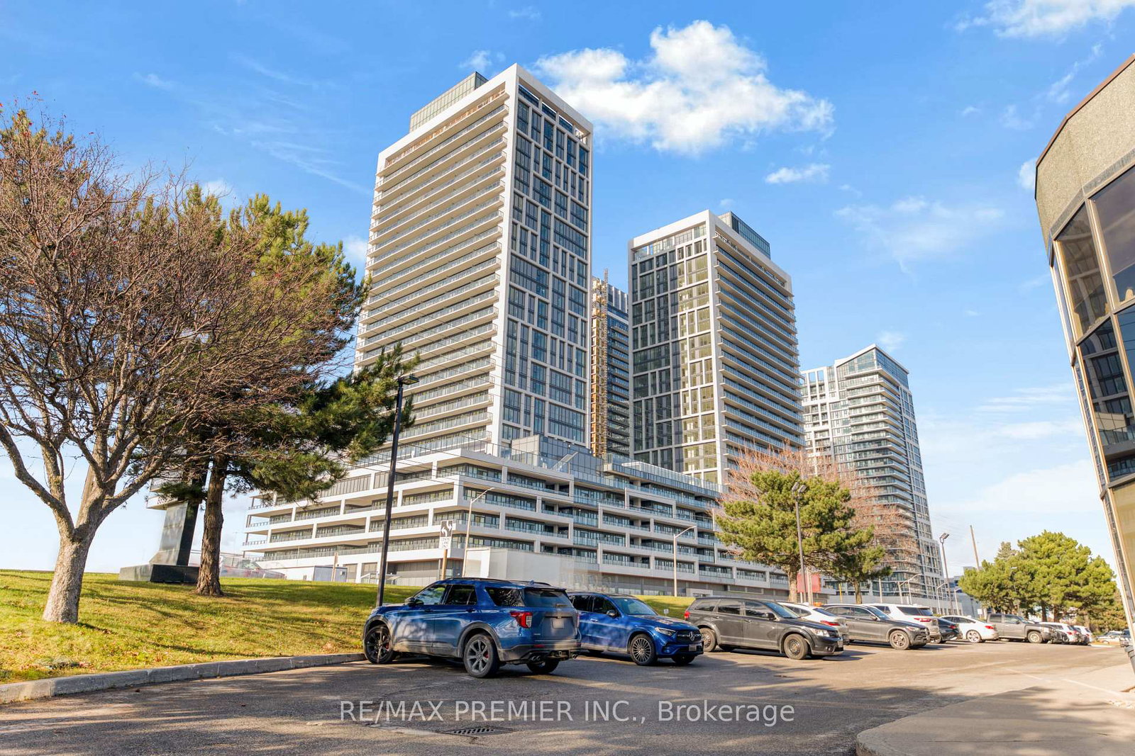 8960-jane-street-vaughan-ontario-n12551194