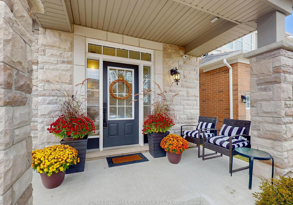 58-clifford-dalton-drive-aurora-ontario-n12551312