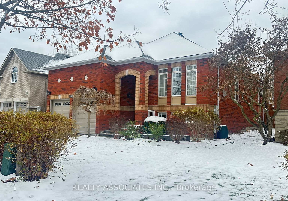 1076-broughton-lane-newmarket-ontario-n12551376