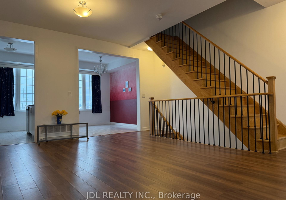 302-clay-stones-street-newmarket-ontario-n12551832