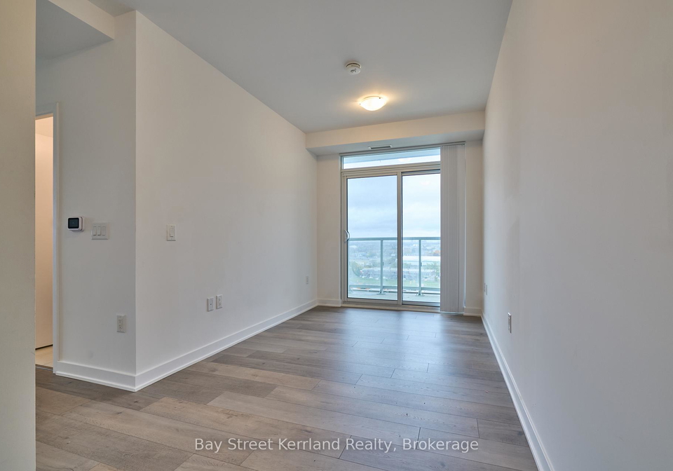 60-honeycrisp-crescent-vaughan-ontario-n12553704