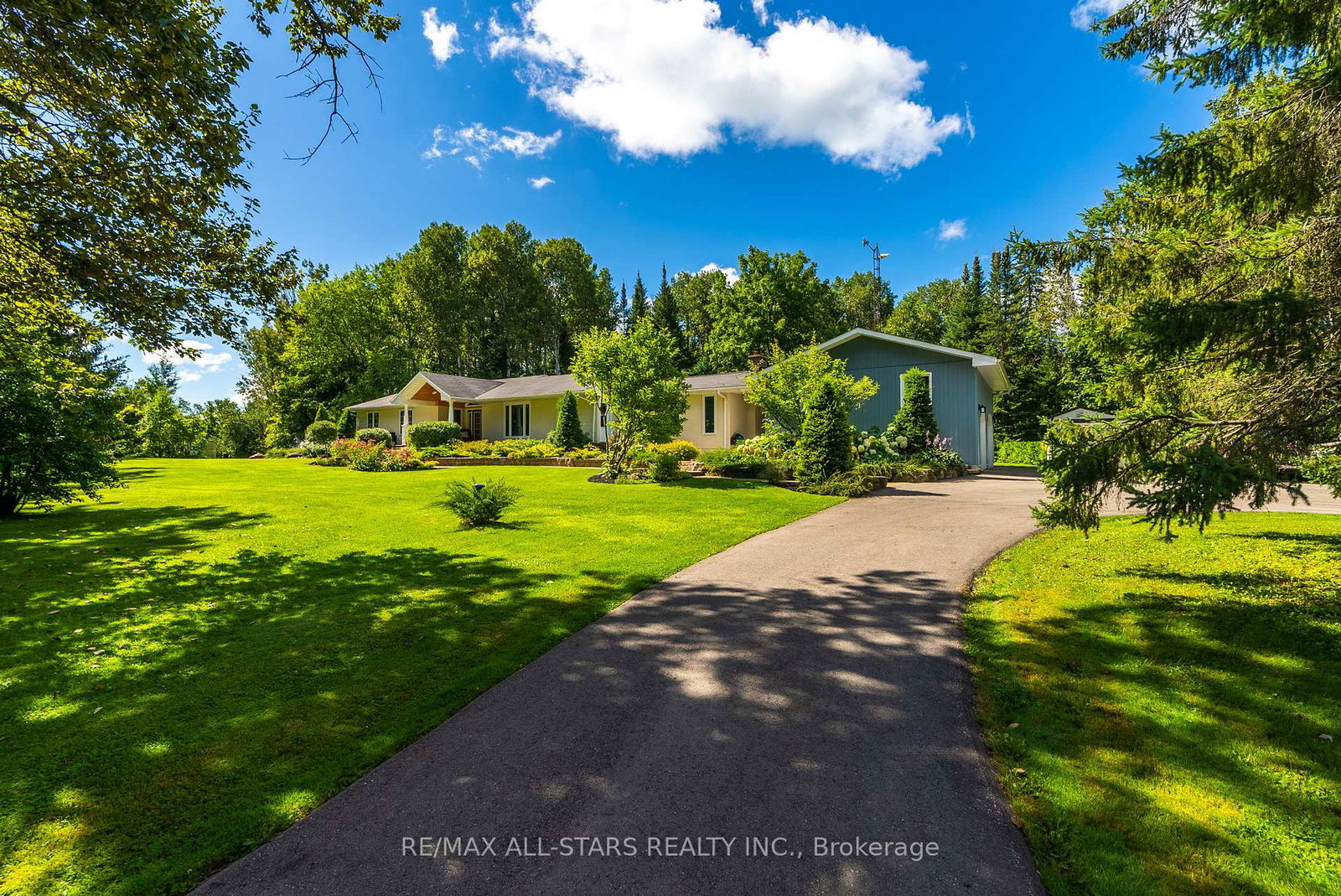 523-davis-drive-uxbridge-ontario-n12555158