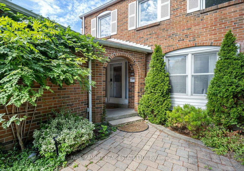 22-holsworthy-crescent-markham-ontario-n12555832