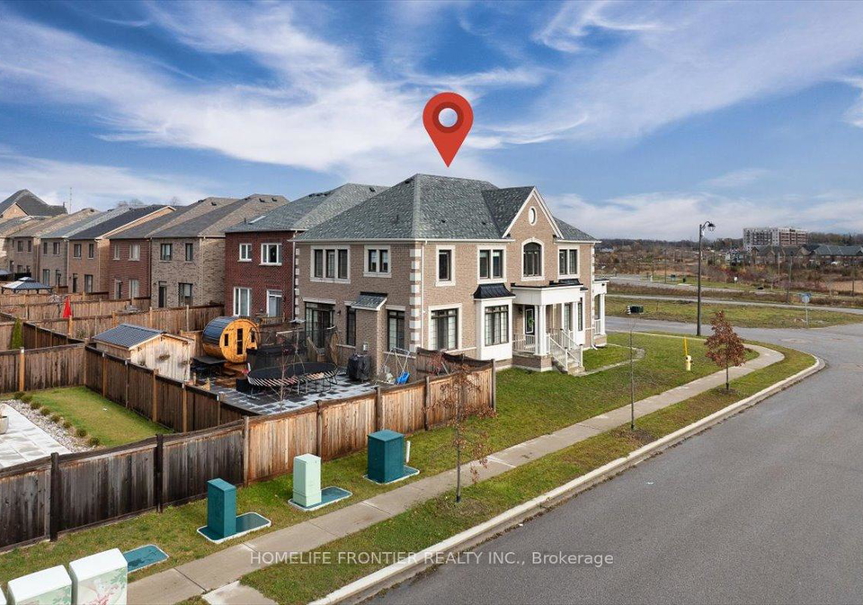 99-carondale-square-east-gwillimbury-ontario-n12556382