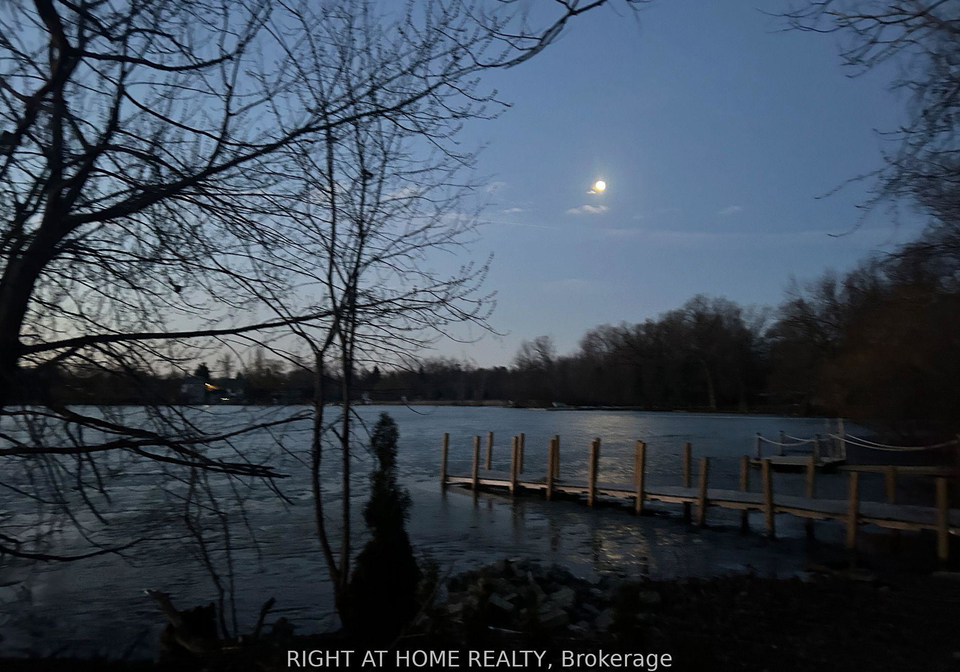 195-lakeland-crescent-richmond-hill-ontario-n12557658