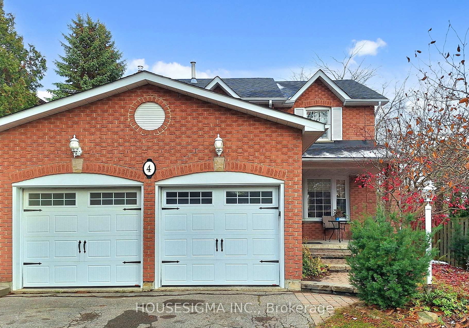4-mendys-forest-aurora-ontario-n12557704