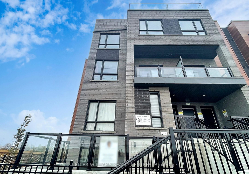 18-lytham-green-circle-newmarket-ontario-n12557736