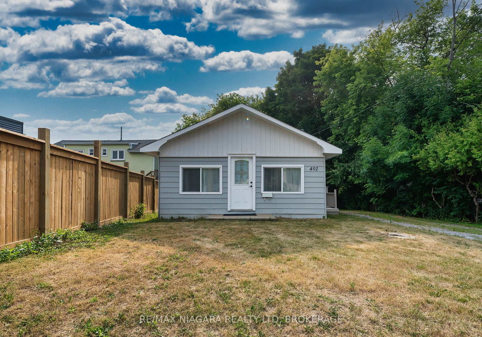 402-the-queensway-south-georgina-ontario-n12557984