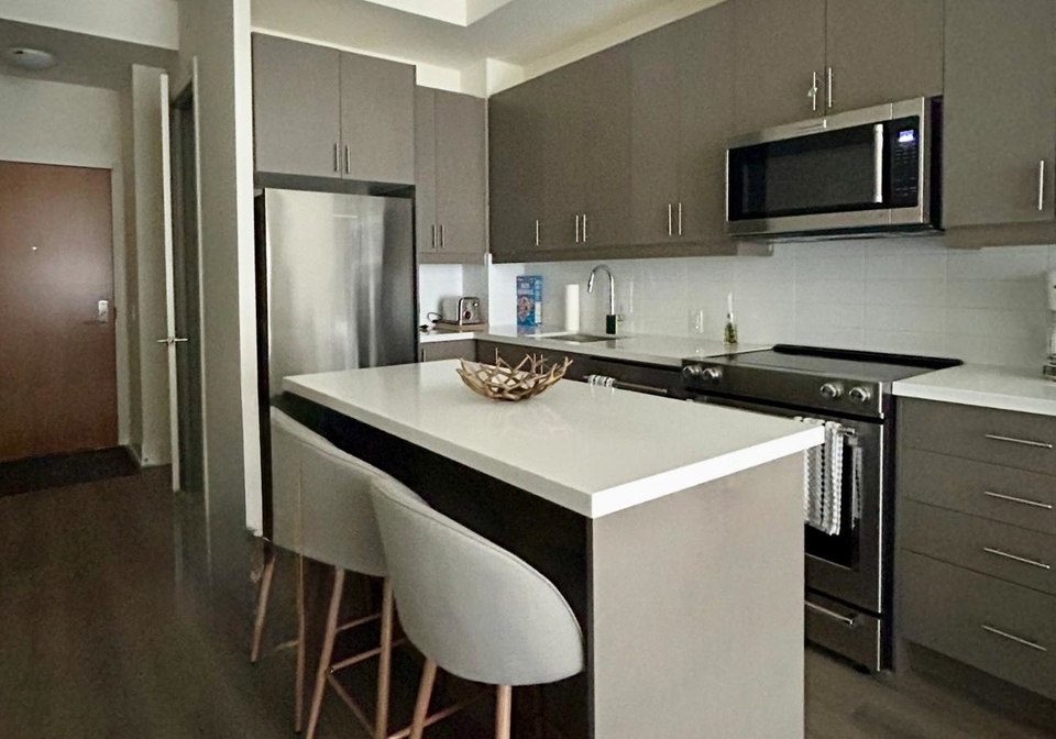 8960-jane-street-n-vaughan-ontario-n12558040
