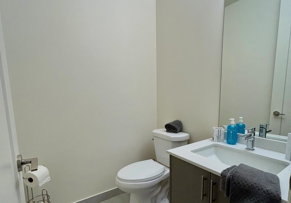 8960-jane-street-n-vaughan-ontario-n12558040
