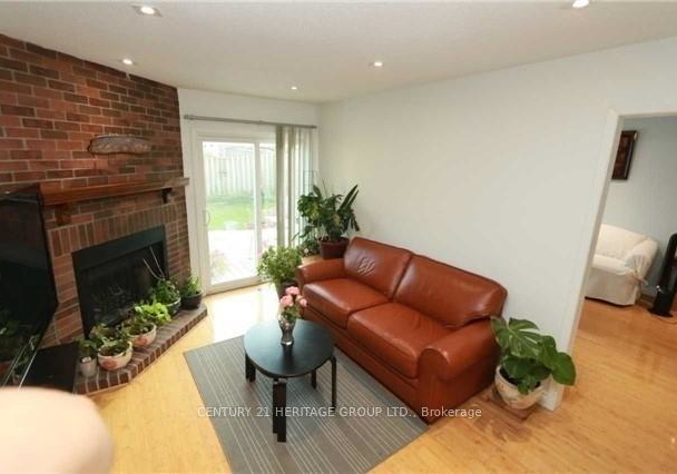 21-chloe-crescent-markham-ontario-n12559000