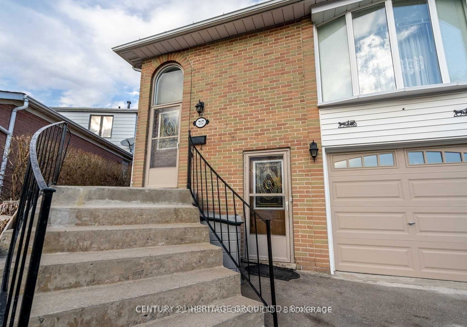 717-jackson-court-newmarket-ontario-n12560844