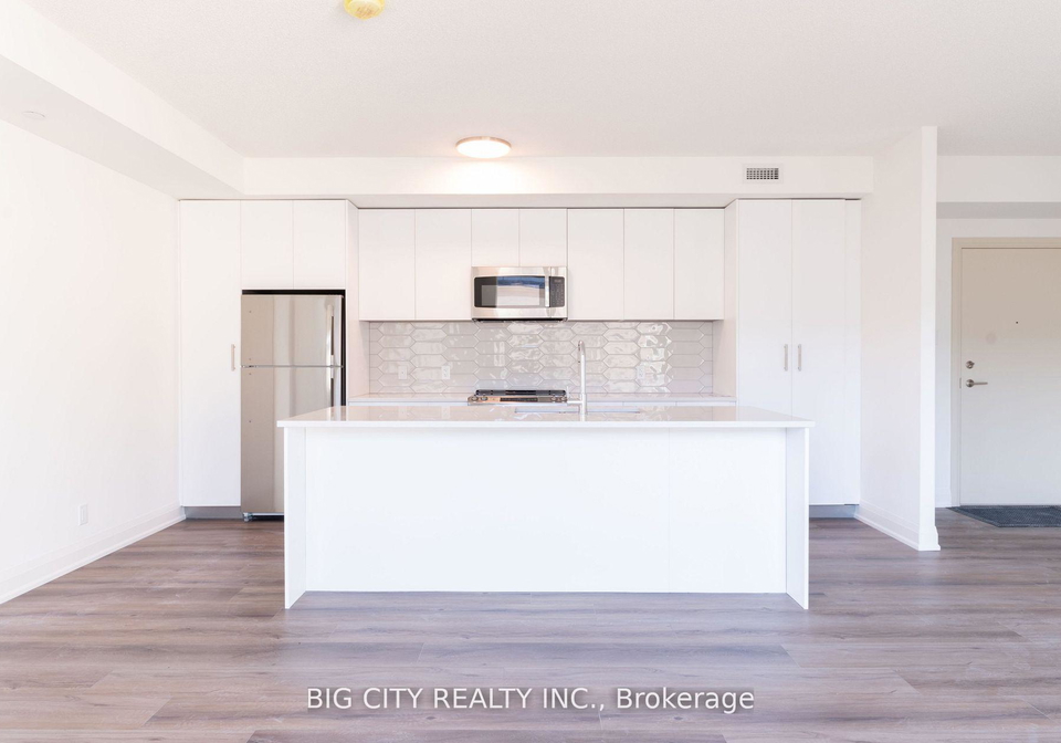 101-cathedral-high-street-markham-ontario-n12563660