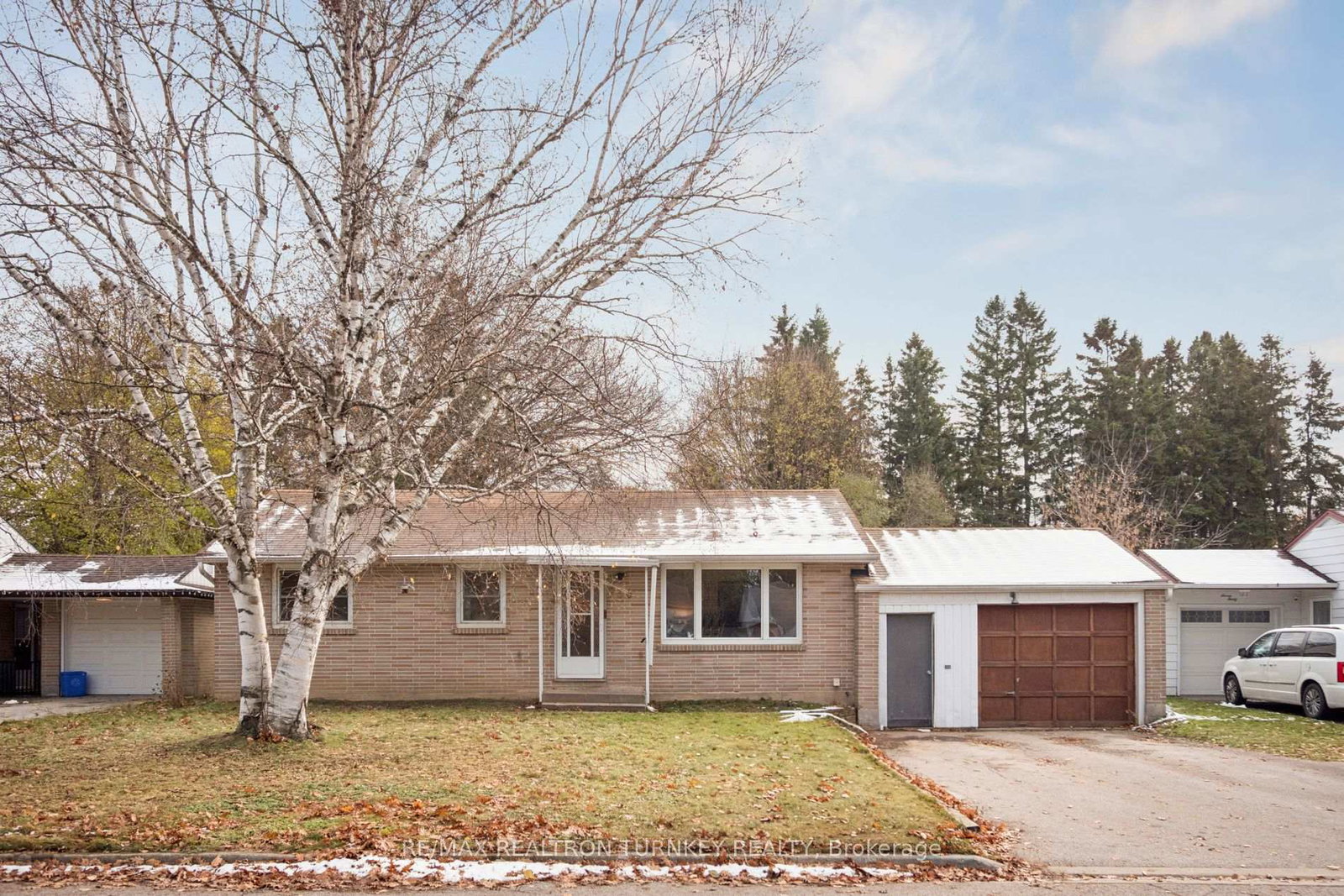 736-grace-street-newmarket-ontario-n12563662