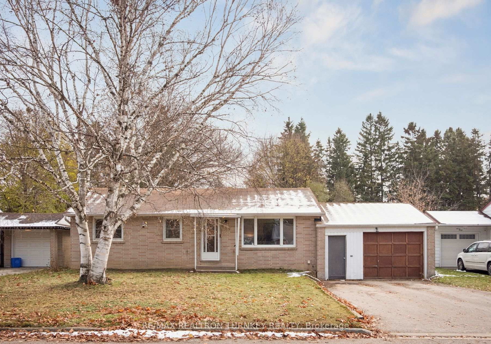736-grace-street-newmarket-ontario-n12563662