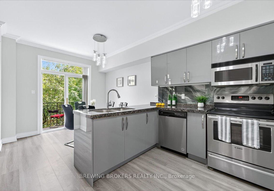 23-observatory-lane-richmond-hill-ontario-n12564876